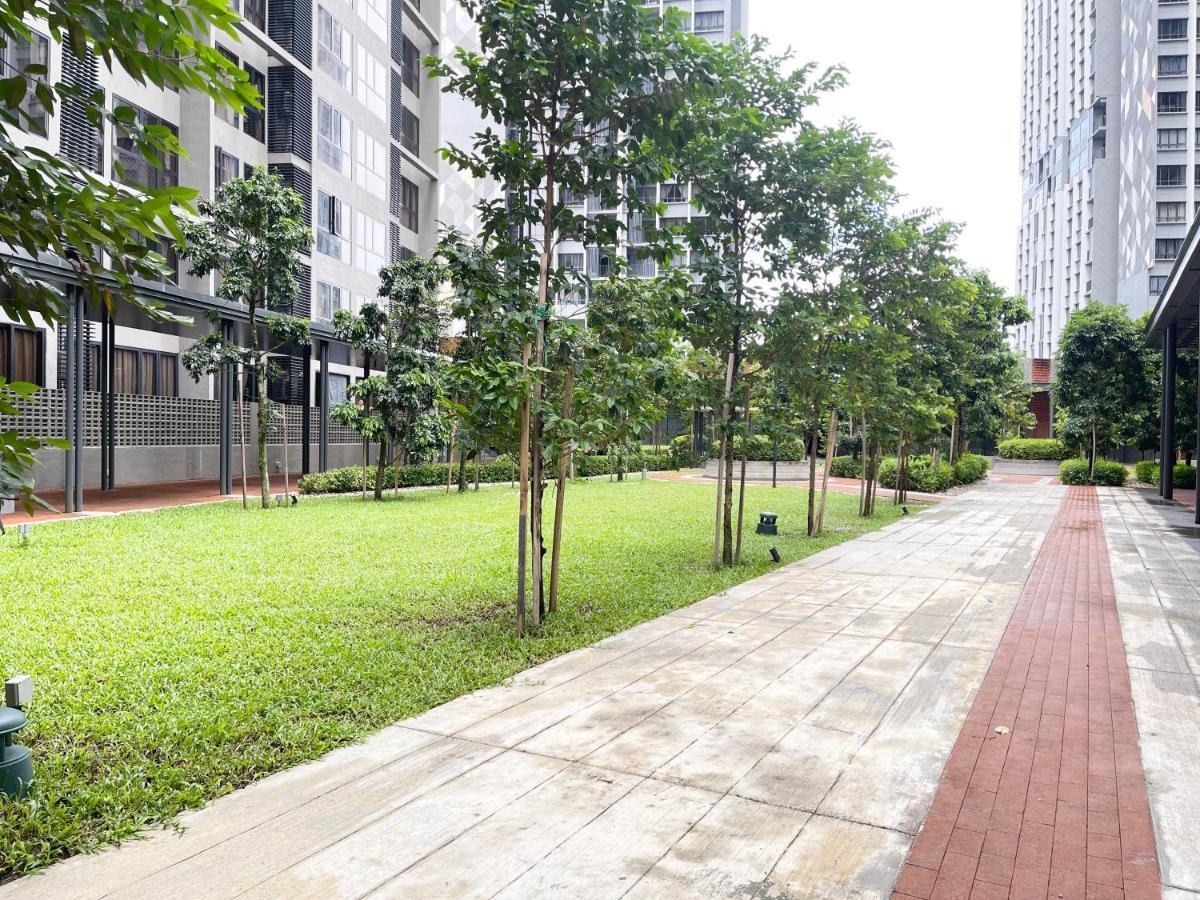 Modern 2b2b Near Mid Valley - Wifi - Infinity Pool - Gym Kuala Lumpur